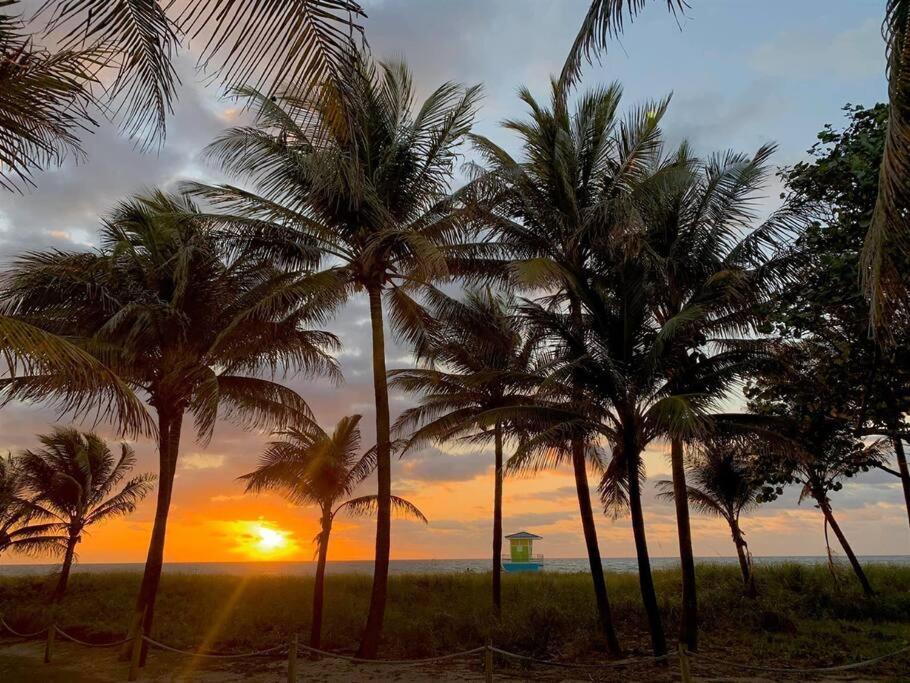 Beachway Per Ankh Pompano Beach Exteriör bild