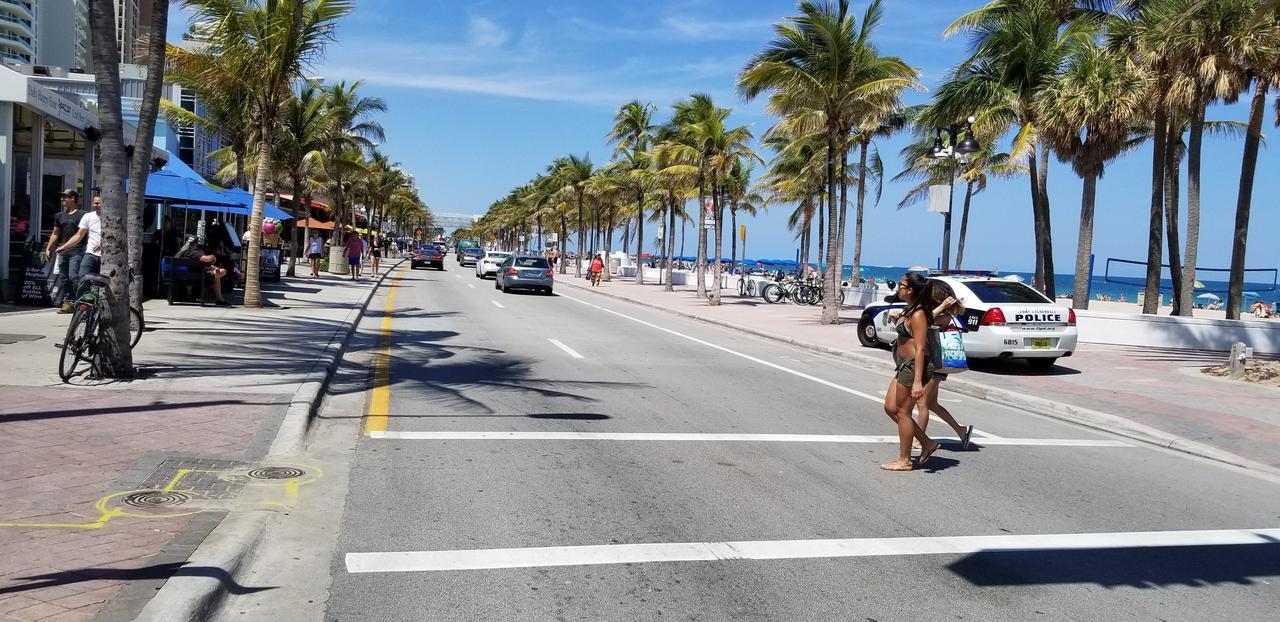 Beachway Per Ankh Pompano Beach Exteriör bild